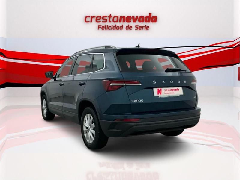 Usado Skoda Karoq Ambition 150 CV (110 kW) 2022 Azul SUV