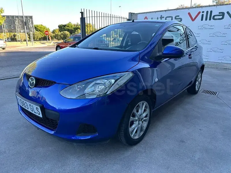 Usado Mazda 2 Active 68 CV (50 kW) 2009 Azul Utilitario