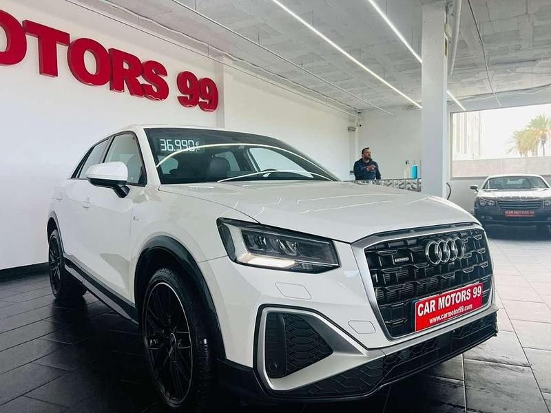Usado Audi Q2 S-Line 150 CV (110 kW) 2023 Blanco SUV