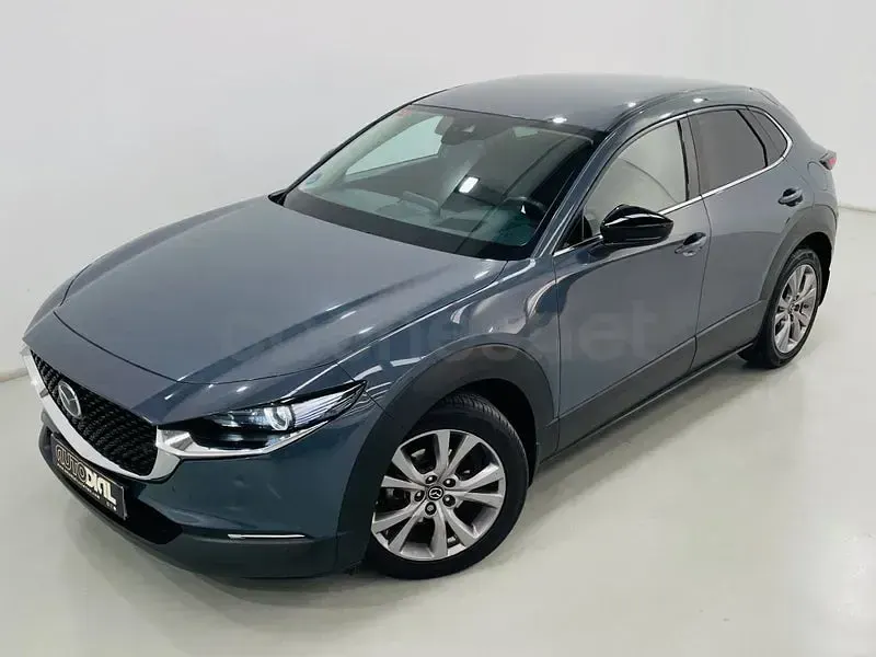 Usado Mazda CX-30 122 CV (89 kW) 2020 Gris / plata SUV