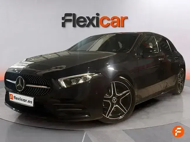 Usado Mercedes A180 116 CV (85 kW) 2018 Negro