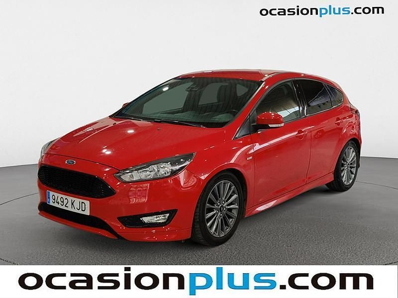 Rojo Usado 2018 Ford Focus ST-Line Utilitario | 9773 € (Precio justo) - Imagen 1/4
