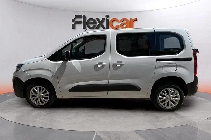 Usado Fiat Doblò 103 CV (75 kW) 2023 Blanco Monovolumen