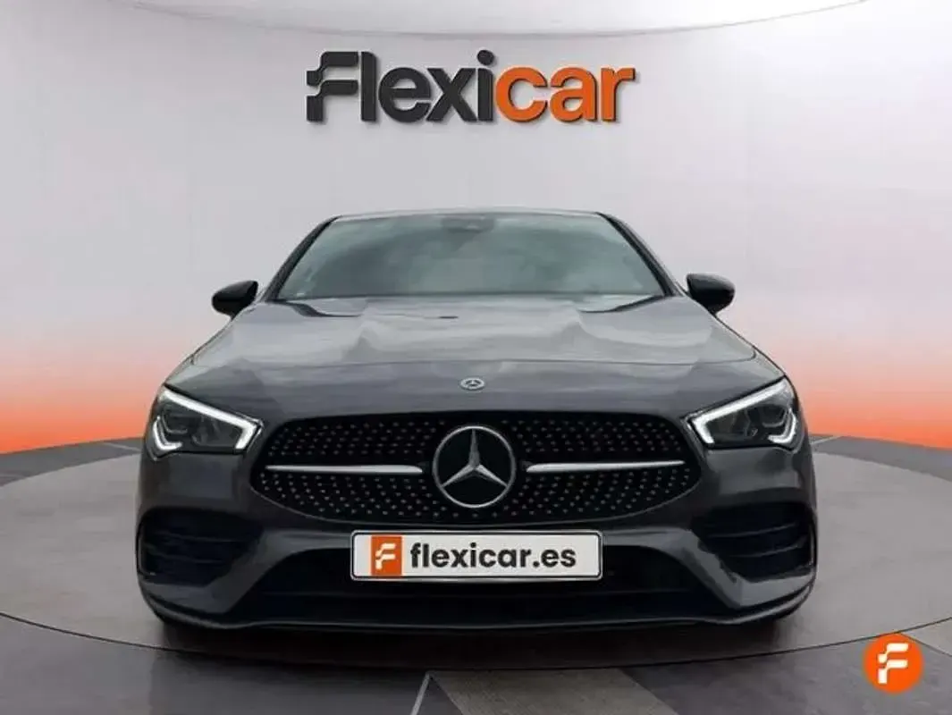 Usado Mercedes CLA200 150 CV (110 kW) 2023 Gris Coupe