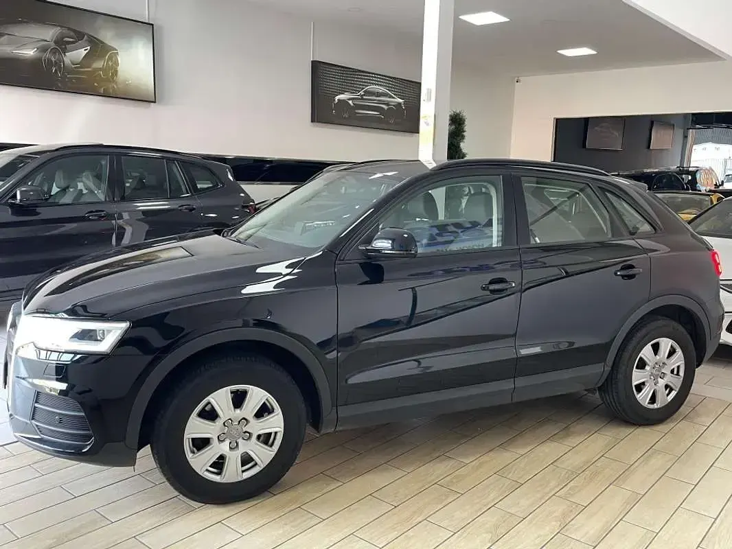 Usado Audi Q3 Premium 150 CV (110 kW) 2018 Negro SUV