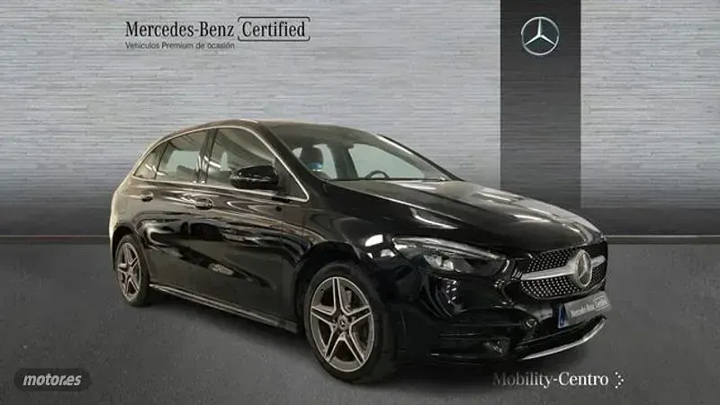Usado Mercedes B250 217 CV (159 kW) 2022 Negro Utilitario