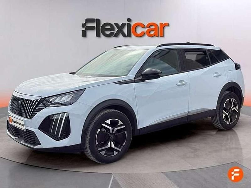 Usado Peugeot 2008 Allure 101 CV (74 kW) 2025 Blanco SUV