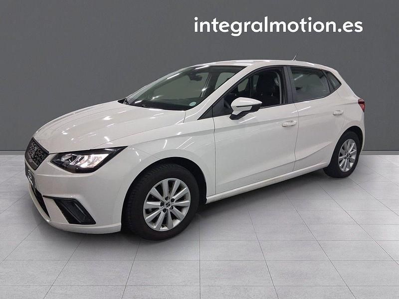 Usado Seat Ibiza Reference 80 CV (58 kW) 2023 Blanco Berlina