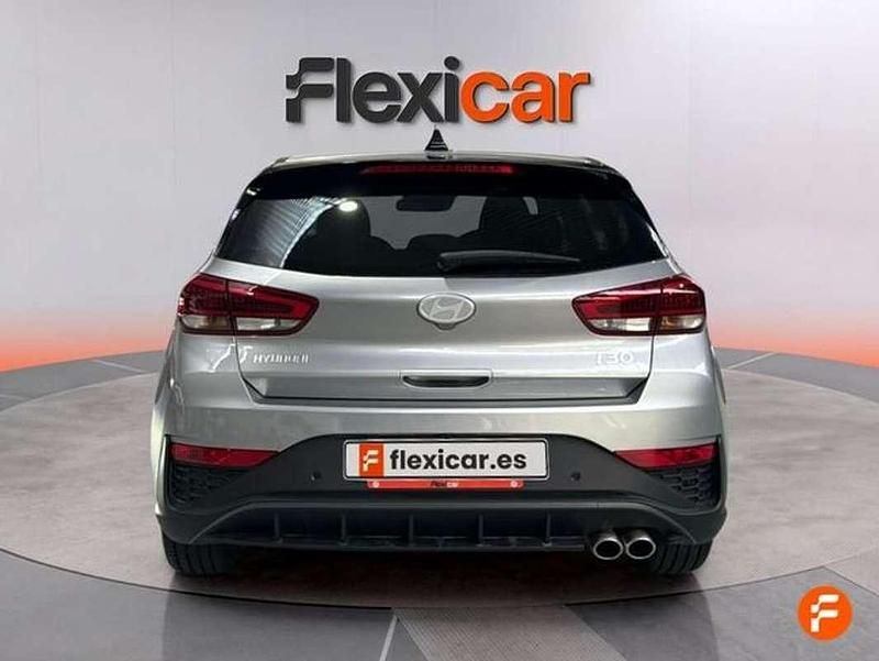 Usado Hyundai i30 N Line 101 CV (74 kW) 2024 Gris Utilitario