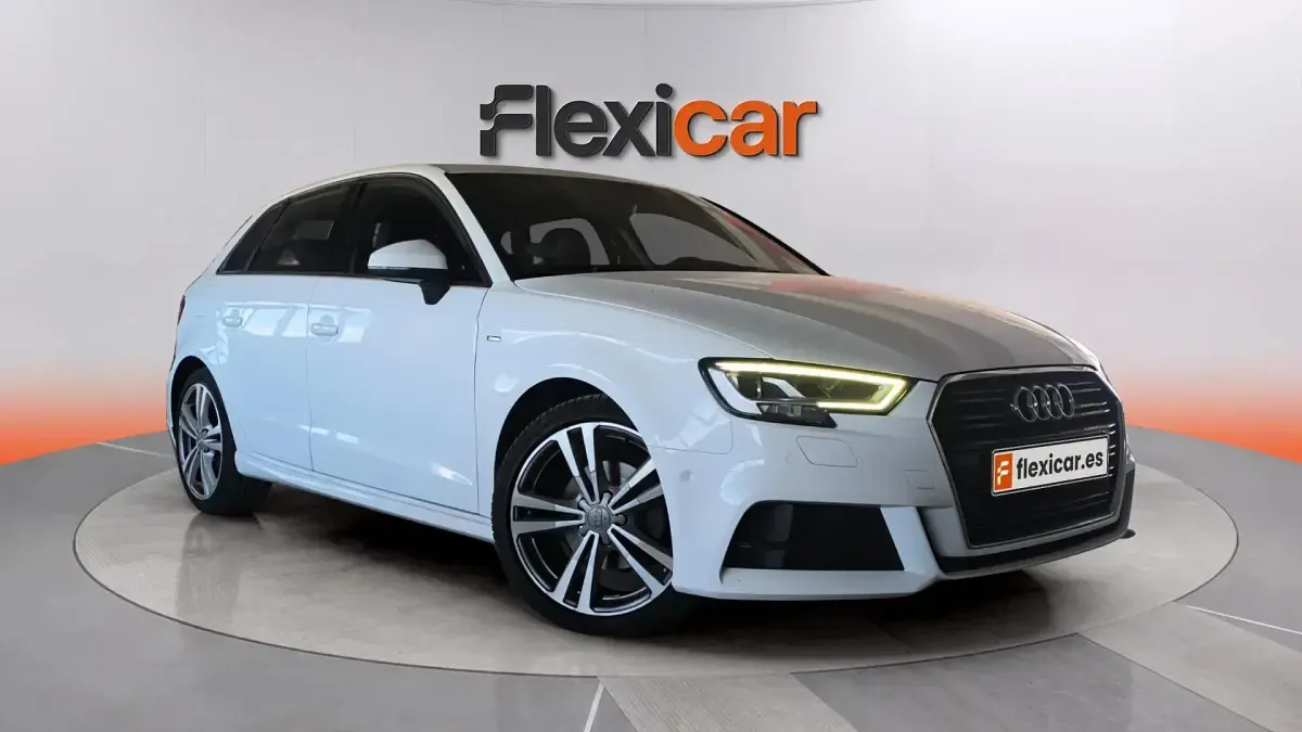 Usado Audi A3 S-Line 116 CV (85 kW) 2019 Berlina
