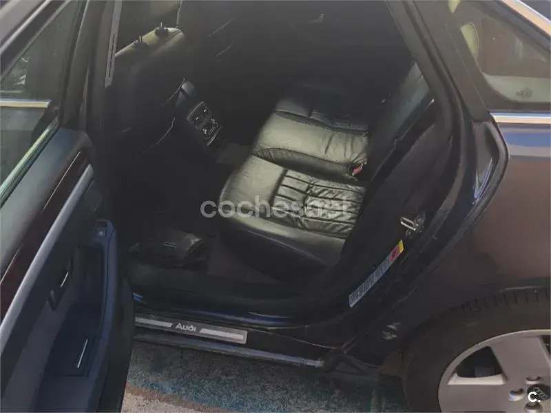 Usado Audi A8 260 CV (191 kW) 2003 Negro Berlina