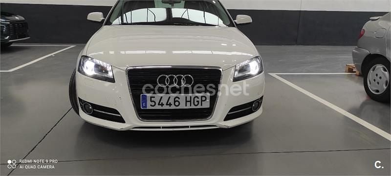 Blanco Usado 2011 Audi A3 Sportback Attraction Berlina | 9500 € (Precio justo) - Imagen 1/4