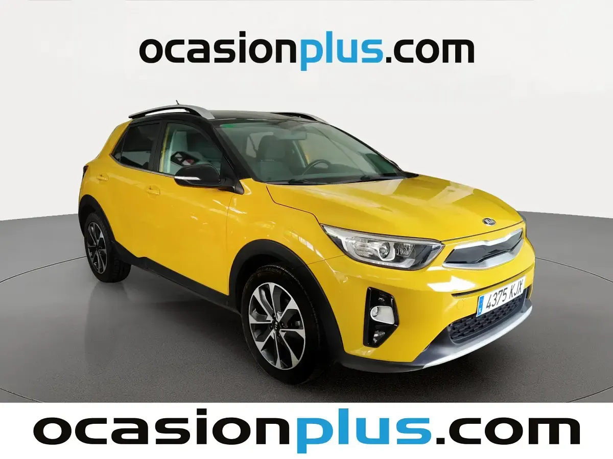 Usado Kia Stonic 120 CV (88 kW) 2018 Amarillo SUV