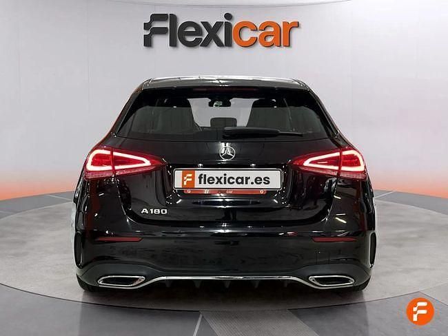 Usado Mercedes A180 136 CV (100 kW) 2021 Negro Berlina