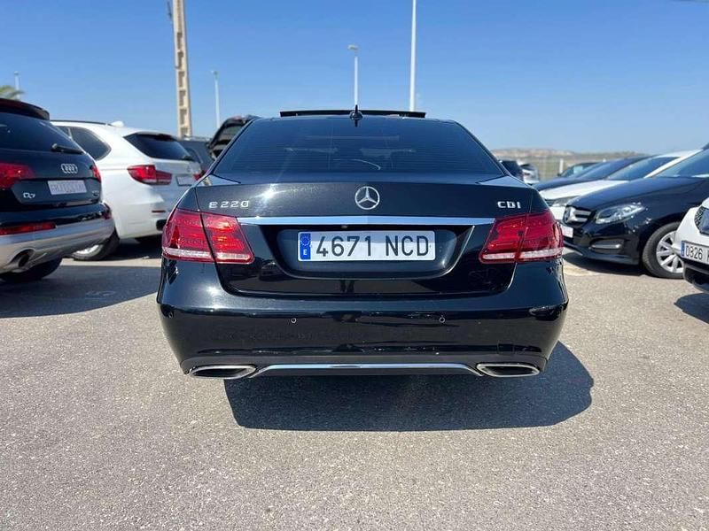 Usado Mercedes E220 Avantgarde 170 CV (125 kW) 2015 Berlina