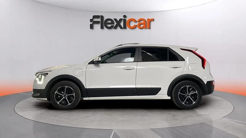 Usado Kia Niro 141 CV (103 kW) 2023 Blanco SUV