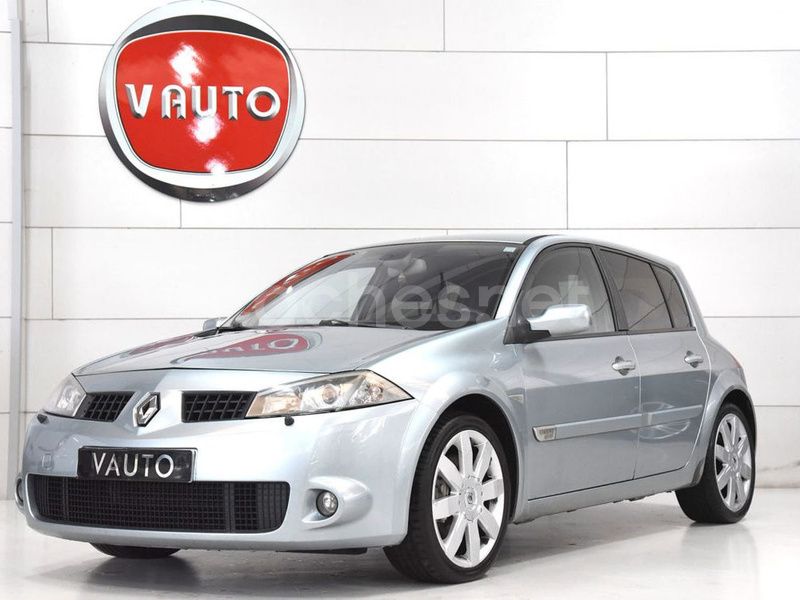 Azul Usado 2004 Renault Mégane II Berlina | 9000 € - Imagen 1/4