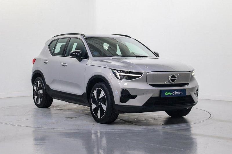 Usado Volvo XC40 Core 175 kW (238 CV) 2023 Gris SUV
