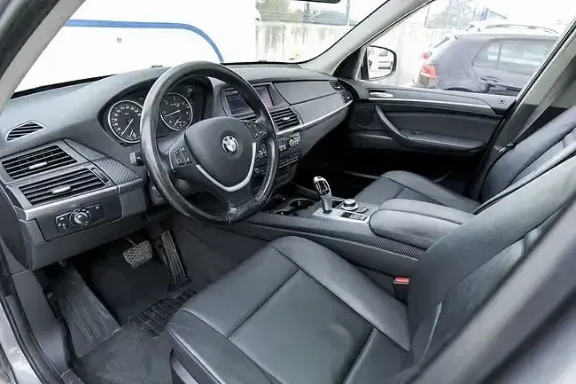 Usado BMW X5 Comfort Edition 290 CV (213 kW) 2009 Gris SUV