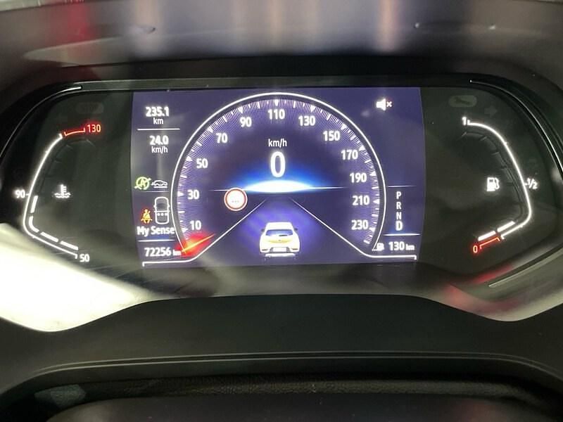 Usado Renault Captur Zen 140 CV (102 kW) 2022 Naranja SUV