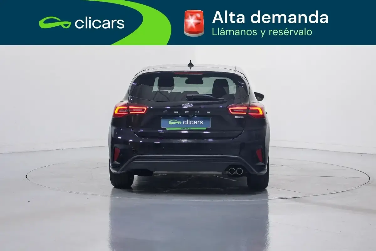 Usado Ford Focus ST-Line 155 CV (114 kW) 2023 Negro
