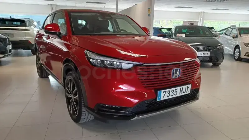 Usado Honda HR-V Advance 131 CV (96 kW) 2023 Granate SUV