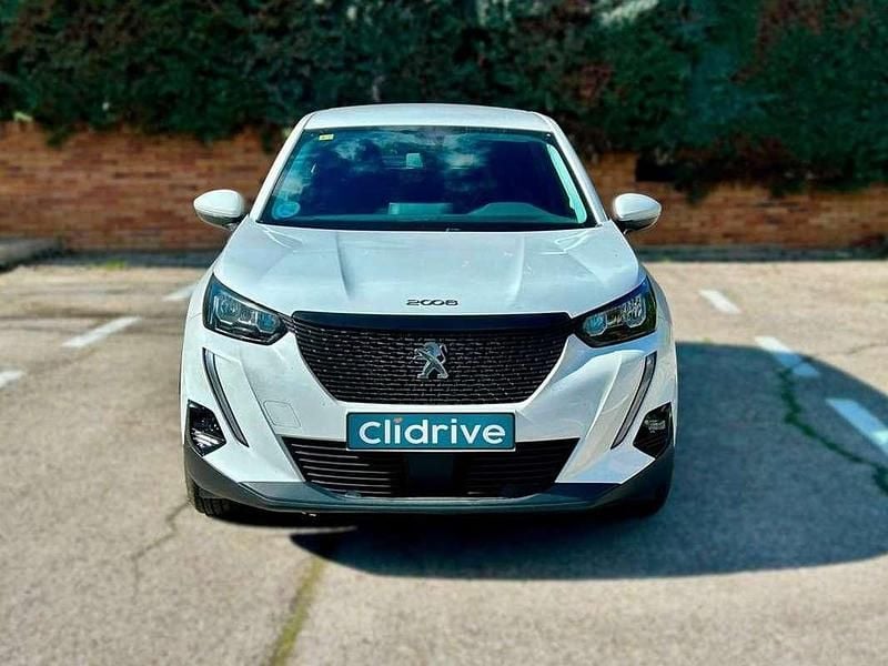 Usado Peugeot 2008 Active 101 CV (74 kW) 2020 Blanco SUV