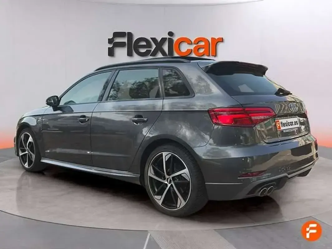 Usado Audi A3 Sportback 150 CV (110 kW) 2020 Gris Utilitario
