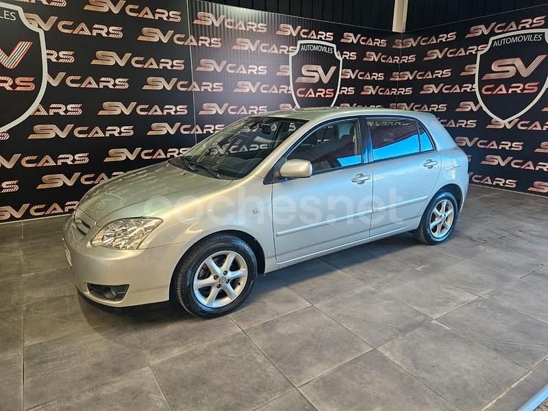 Usado Toyota Corolla Sol 116 CV (85 kW) 2005 Gris / plata Berlina