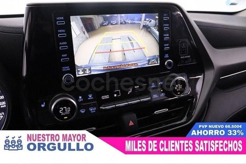 Usado Toyota Highlander Advance 246 CV (180 kW) 2021 Gris / plata SUV