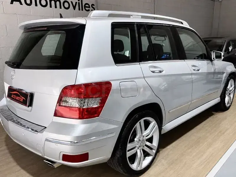 Usado Mercedes GLK320 AMG Edition 1 224 CV (164 kW) 2009 Gris / plata SUV