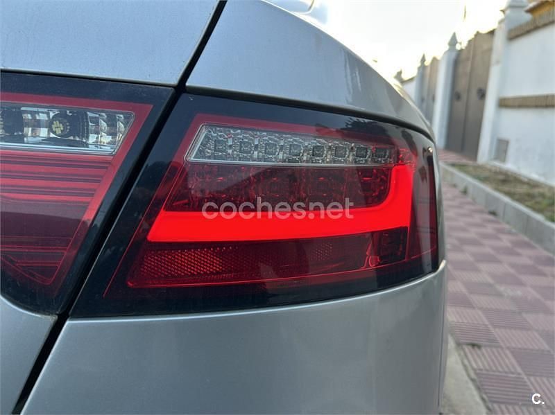 Usado Audi A5 190 CV (139 kW) 2011 Gris / plata Coupe