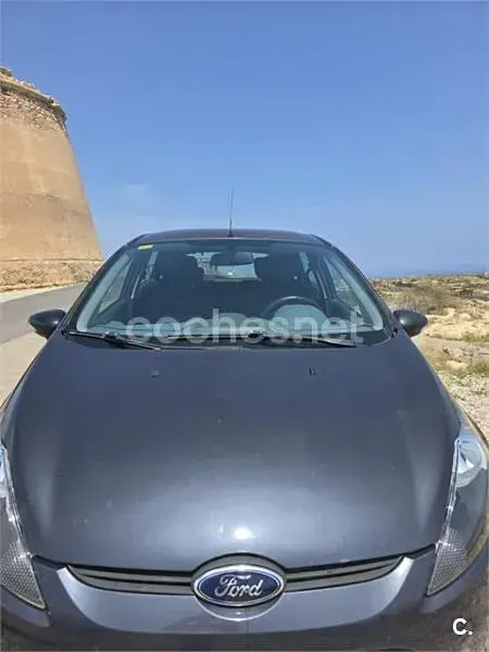 Usado Ford Fiesta Trend 68 CV (50 kW) 2010 Negro Berlina
