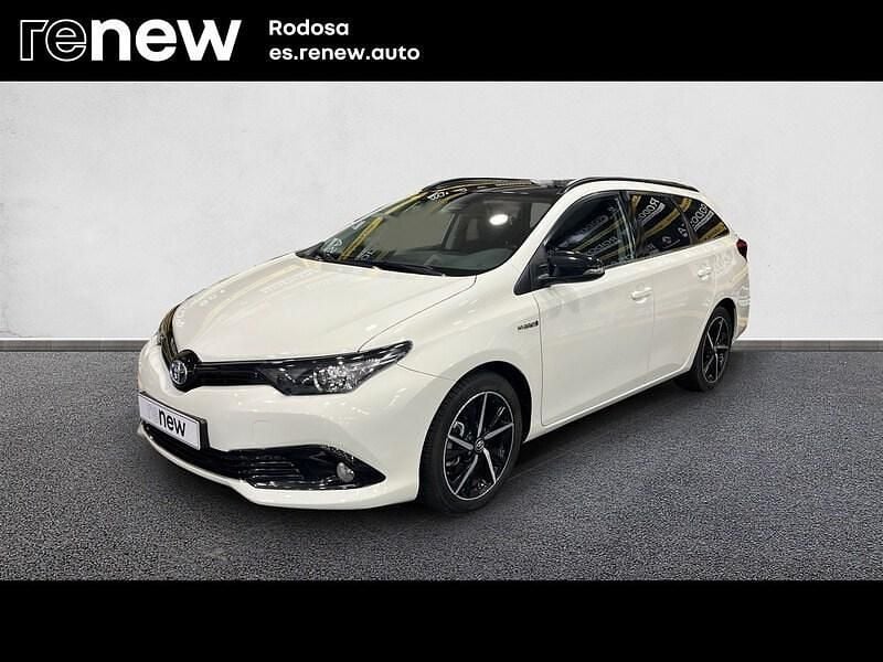 Usado Toyota Auris Touring Sports Business Edition 136 CV (100 kW) 2018 Blanco Familiar