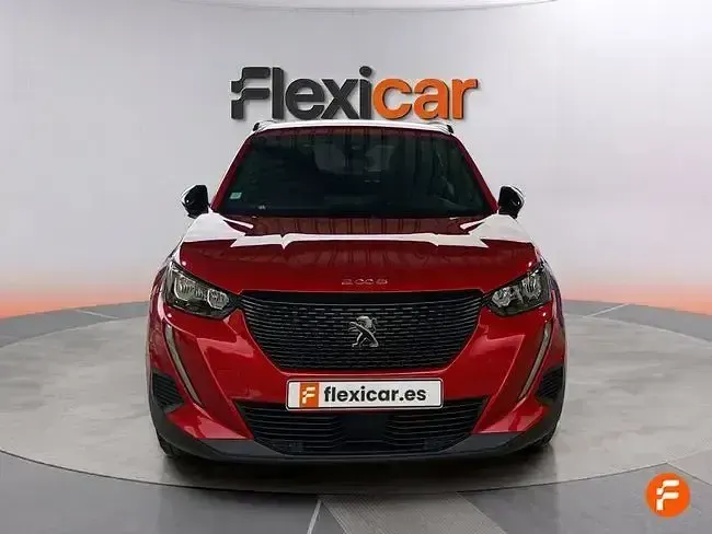 Usado Peugeot 2008 Allure 100 CV (73 kW) 2023 Rojo SUV