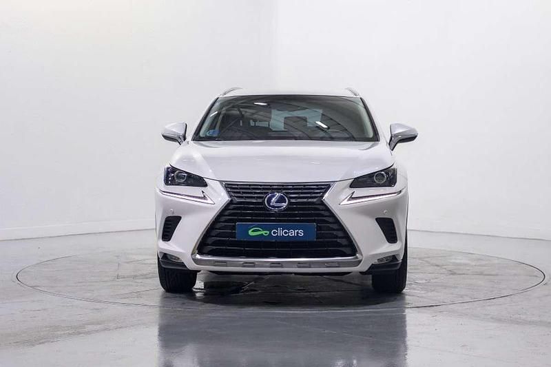 Usado Lexus NX300h Sport Line 155 CV (114 kW) 2018 Blanco SUV