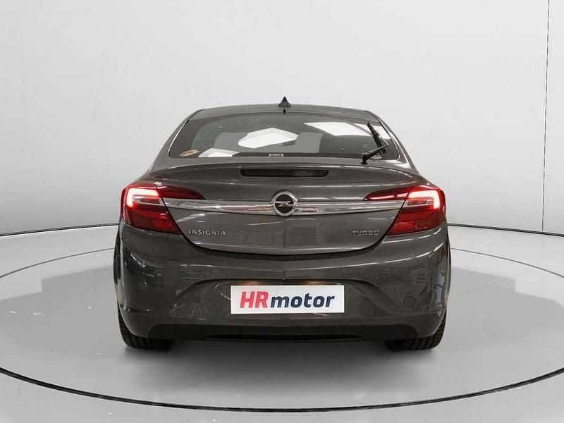 Usado Opel Insignia Innovation 171 CV (125 kW) 2017 Beige Berlina