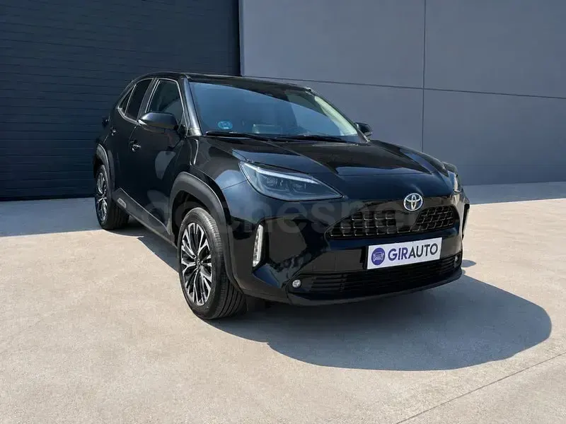 Usado Toyota Yaris Cross Style 116 CV (85 kW) 2021 Negro SUV