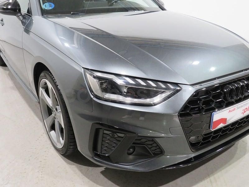 Usado Audi A4 S-Line 163 CV (119 kW) 2021 Gris / plata Familiar