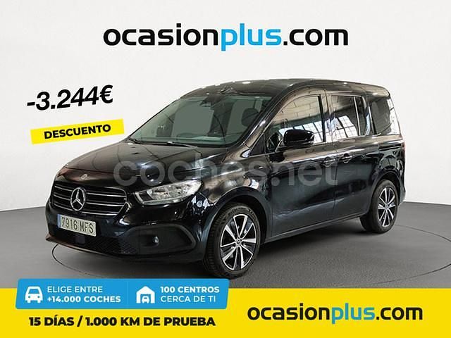 Negro Usado 2023 Mercedes T180 Monovolumen | 25.590 € (Precio justo) - Imagen 1/4