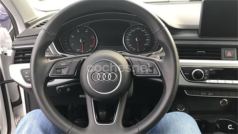 Usado Audi A4 S-Line 150 CV (110 kW) 2016 Blanco Berlina