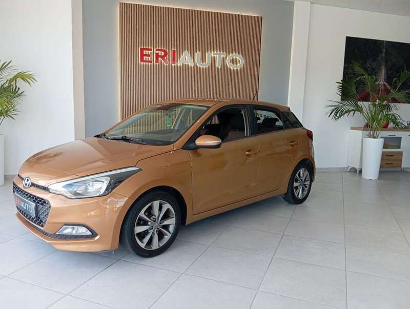Naranja Usado 2014 Hyundai i20 Utilitario | 7990 € - Imagen 1/4