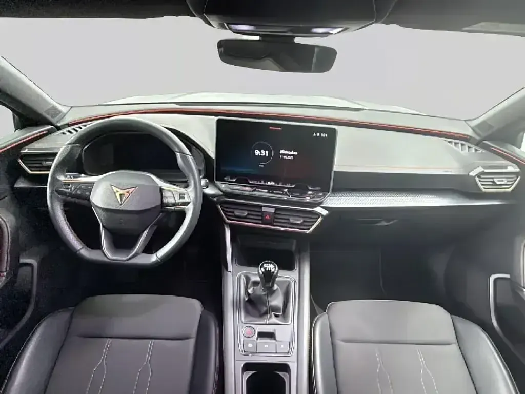 Usado Cupra Leon 150 CV (110 kW) 2025 Negro Berlina