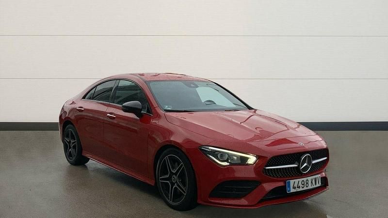 Rojo Usado 2019 Mercedes 200 Utilitario | 31.500 € (Buen precio) - Imagen 1/1