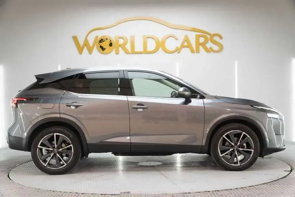 Usado Nissan Qashqai N-Connecta 140 CV (102 kW) 2023 Gris SUV
