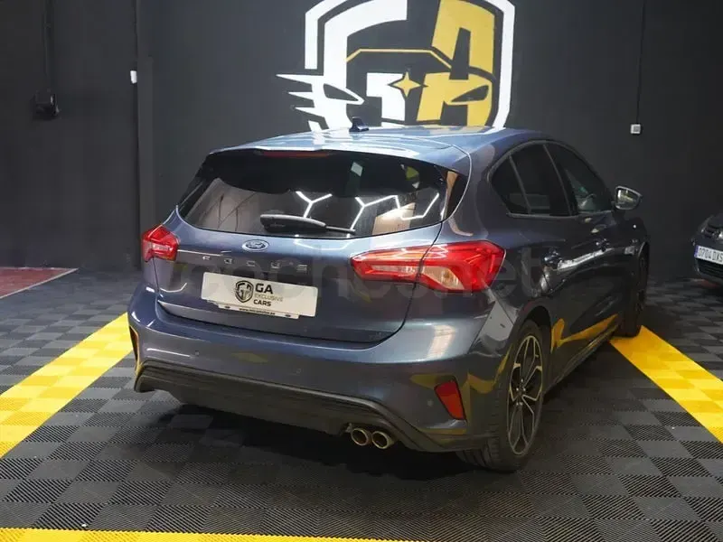 Usado Ford Focus ST-Line 125 CV (91 kW) 2019 Azul Berlina