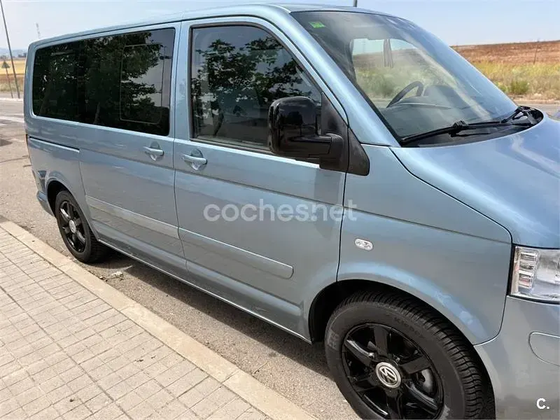 Usado VW Multivan 130 CV (95 kW) 2009 Azul Monovolumen
