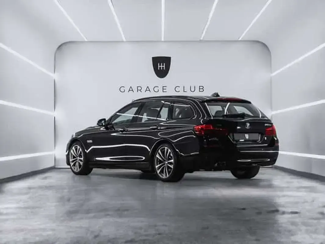Usado BMW 520 Comfort Edition 190 CV (139 kW) 2017 Negro Familiar
