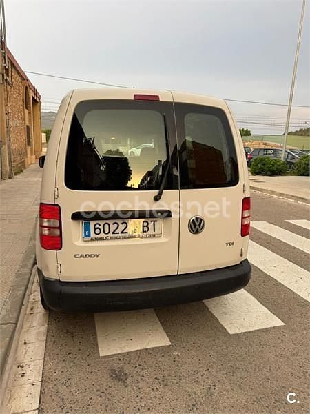 Usado VW Caddy 75 CV (55 kW) 2013 Blanco Monovolumen