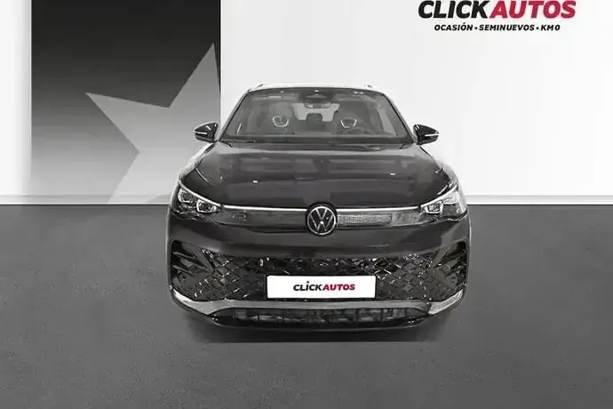 Usado VW Tiguan R-line 150 CV (110 kW) 2025 Gris SUV